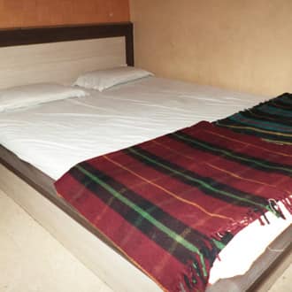 Hotel Dwarkamai, Shirdi 3